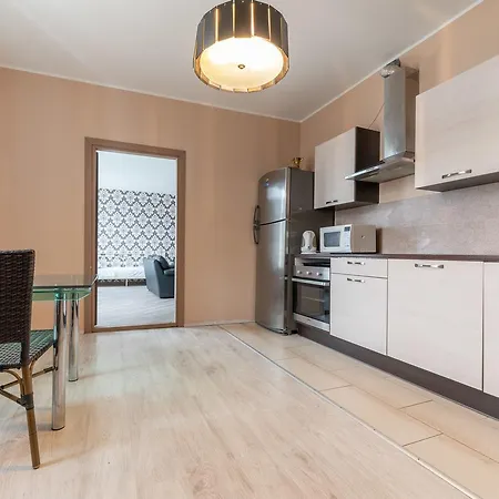 Spacious 3 Bdrm For 6 Διαμέρισμα Ταλίν